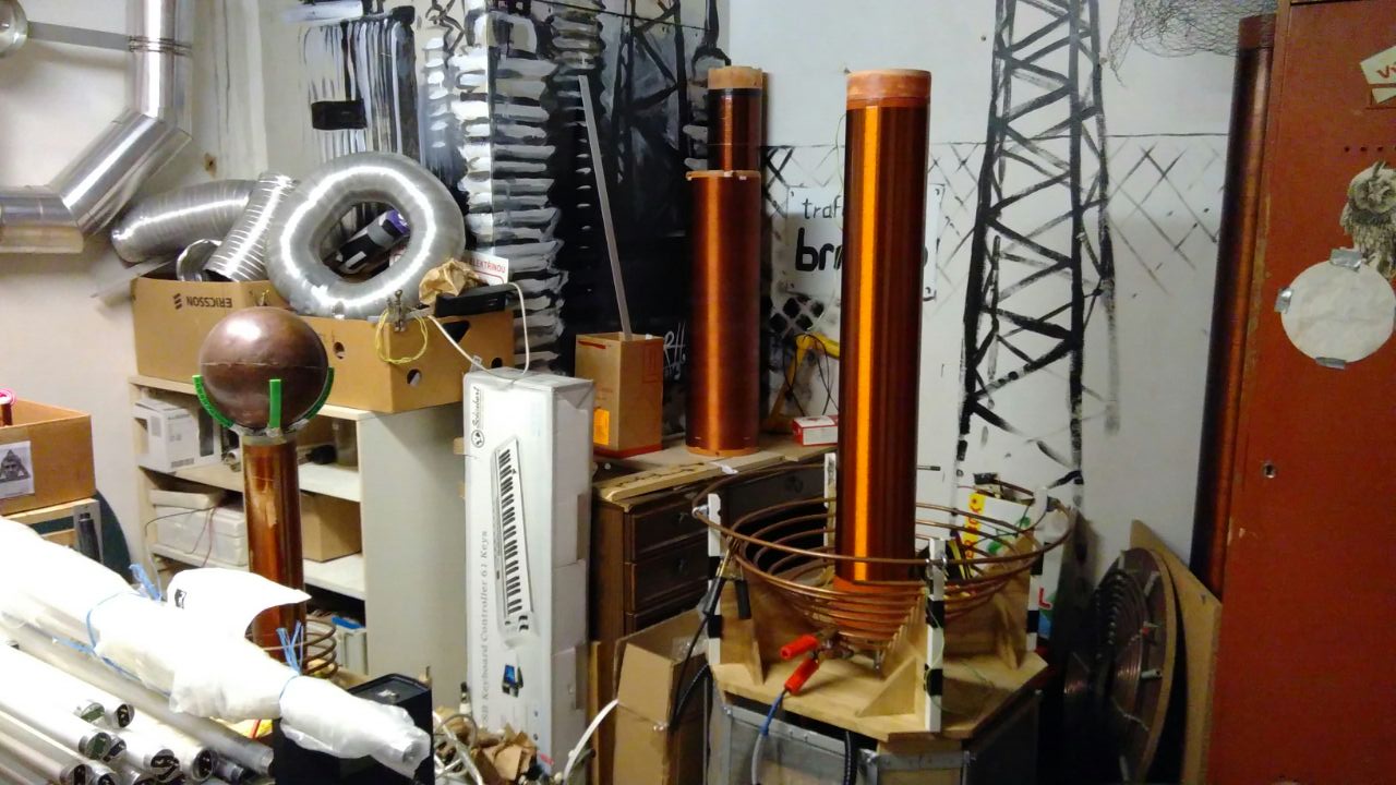 brmlab high voltage lab