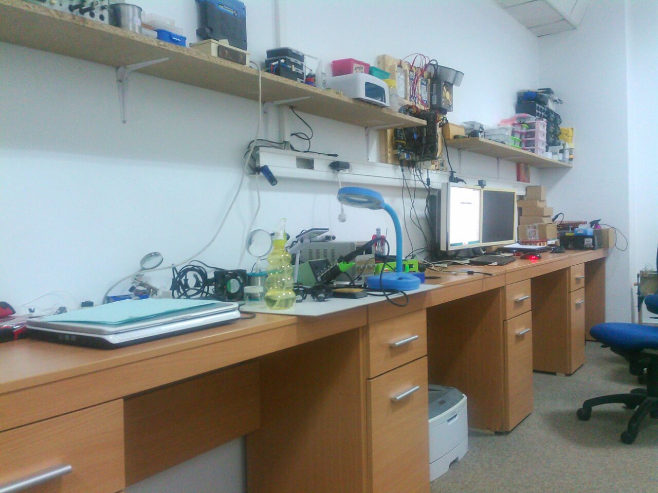 Electronics / working room